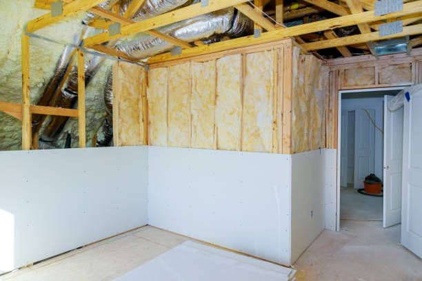 Best Garage Insulation Installation  in Chetopa, KS